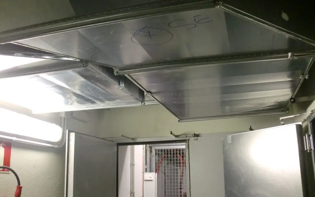 Instalación de conducto de ventilación . Estudio de ventilación para sala con transformador eléctrico